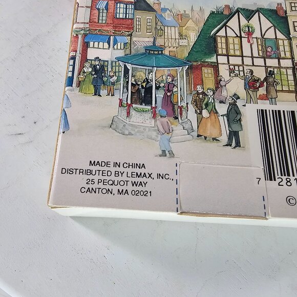 Lemax Village Collection Yard Light Santa Set Of 2 Christmas Village Decor - Picture 5 of 9